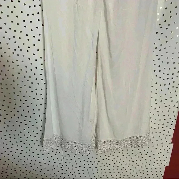 White Beach Pants - Picture 9 of 10